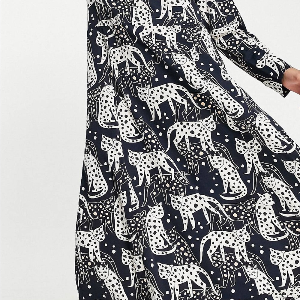 Monki recycled polyester shirt dress in multi - Picture 2 of 2